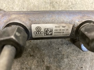 Рампа топливная с датчиком давления, ориг. номер 059130090CN, Volkswagen Touareg 2010-2014