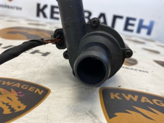 Помпа печки, ориг. номер 059121012A, Volkswagen Touareg 2006-2010