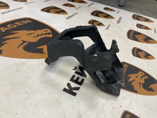 Кронштейн форсунки омывателя, ориг. номер 5N0807942A, Volkswagen Tiguan 2006-2011