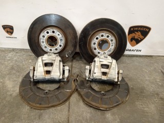 Комплект тормозных суппортов с дисками, ориг. номер 5N0615123, 1K0615301AA, Volkswagen Tiguan 2006-2011
