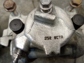 Комплект тормозных суппортов с дисками, ориг. номер 5N0615123, 1K0615301AA, Volkswagen Tiguan 2006-2011