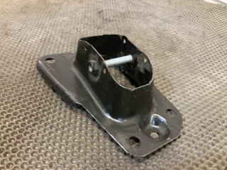 Крепление рычага подвески, ориг. номер 1K0505129L, Volkswagen Tiguan 2016-2021
