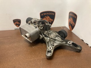 Корпус масляного фильтра с теплообменником, ориг. номер 06L117021C, Audi Q5 2008-2012