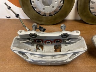 Суппорт тормозной комплект, ориг. номер 4M0615301AS, 4M0615311E, 4M0615312E, 4M0615108BK, 4M0615107BK, 4M0615107A, 4M0615206BG, 4M0615205BG, 4M0615107F, 4M0615107K, 4M0615108A, 4M0615108F, 4M0615108K, Audi Q7 2015-2019