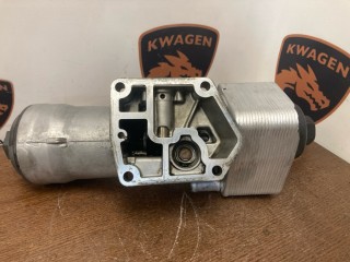 Корпус масляного фильтра с теплообменником, ориг. номер 045115389K, Volkswagen Tiguan 2006-2011