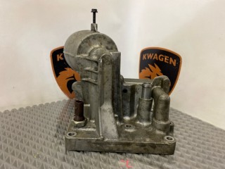 Корпус масляного фильтра с теплообменником, ориг. номер 070115389E, Volkswagen Touareg 2002-2007