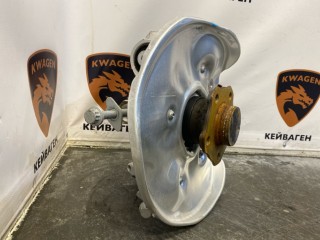 кулак, ориг. номер 8W0615611, 8W0505431T, 8W0505459F, Audi A4 2015-2020