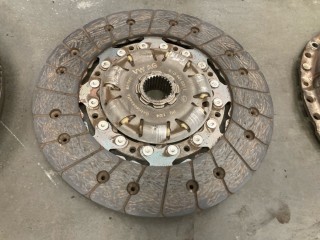 Комплект сцепления, ориг. номер 070105266Q, 022141025M, 070141031L, Volkswagen Multivan 1995-2023