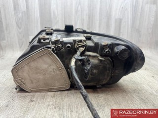 фара правая, ориг. номер 04857702AB, Chrysler Voyager 4 поколение 2000-2004