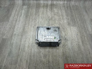 блок управления двигателем Opel Vectra B 1995-2000, 0281010271