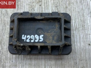 опора под домкрат (поддомкратная подушка), ориг. номер 51717169981, 7169981, Mini Cooper 4 поколение 2024-2026