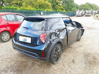 Mini Cooper 4 поколение 2024г. 2.0 л. - фото №9