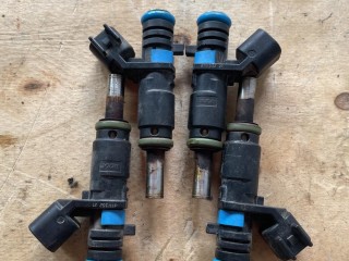 форсунка топливная, ориг. номер 55562599, Opel Astra J 2009-2012
