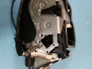 Замок двери + присоска, ориг. номер 51227028909, BMW 7-series