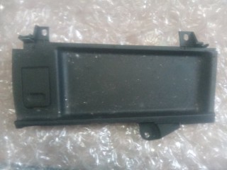 Отделение в центральной консоли, ориг. номер 51168159694, BMW 540 2000-2004
