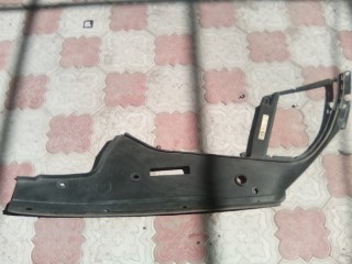 Накладка подкапотного пространства, ориг. номер 51767019802, BMW 7 Series 2005-2008