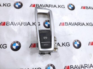 Кнопка фиксатора стояночного тормоза, ориг. номер 61316822518, BMW 528 2009-2013