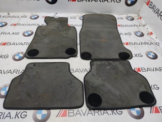 Комплект велюровых поликов, ориг. номер 82110302986, BMW 535xi