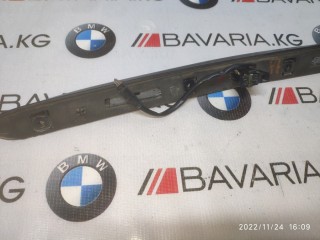 Планка задней двери багажника, ориг. номер 51137170966, BMW 3 Series 1997-2003