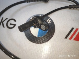 Датчик ABS, ориг. номер 34526853859, BMW 550i