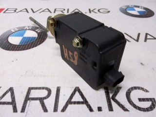 Сервопривод лючка бензобака, ориг. номер 67116987626, 51268355056, BMW 525i