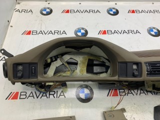 Салон, BMW 525i