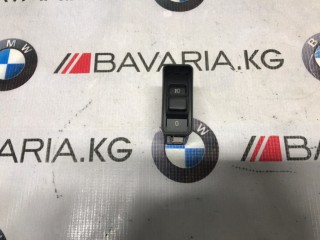 Выключатель противотуманных фар, ориг. номер 61311384008, BMW 525i