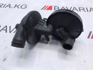 Клапан вентиляции картерных газов, ориг. номер 11617501566, BMW 530i