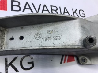 Кронштейн двигателя, ориг. номер 22111092973, BMW 530i