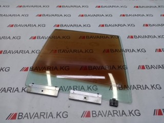 Стекло двери, ориг. номер 51348107674, BMW 540i