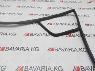 Уплотнитель капота, ориг. номер 51711944588, BMW 540i