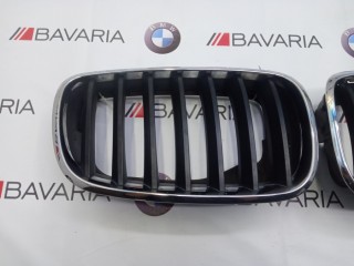 Решетка радиатора к-т, ориг. номер 51137157687, BMW X5