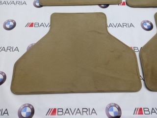 Комплект велюровых поликов, ориг. номер 51477250419, BMW X5
