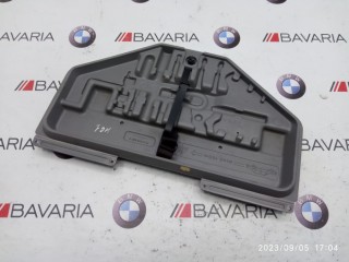 Ящик для инструментов в багажнике, ориг. номер 71111179498, BMW 540i