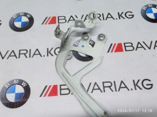 Кронштейн крыла+фары, ориг. номер 41357207210, BMW 5' 528i