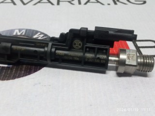 Форсунка топливная, ориг. номер 13647597870, BMW