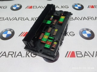 Блок предохранителей, ориг. номер 61149234421, BMW 5' 550i
