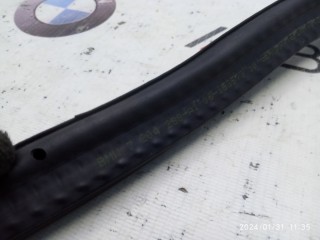 Уплотнитель багажной двери, ориг. номер 51767260916, 7204298, BMW 5' 550i