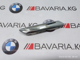 Повторитель поворота в крыло, ориг. номер 63137154169, BMW 550