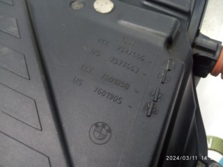 Корпус воздушного фильтра, ориг. номер 13717577463, 13717577466, 13717601905, 13717601898, BMW 5' 550i
