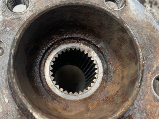 Цапфа со ступицей в сборе, ориг. номер 33326793770, BMW 550