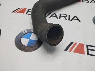 Патрубок радиатора нижний, ориг. номер 11531722852, BMW 525i