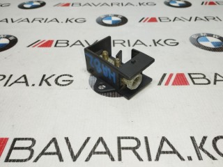 Плюсовой вывод в моторном отсеке, ориг. номер 12421714320, 12427514342, BMW 525i