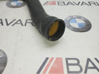 Патрубок радиатора нижний, ориг. номер 11531722852, BMW 525i