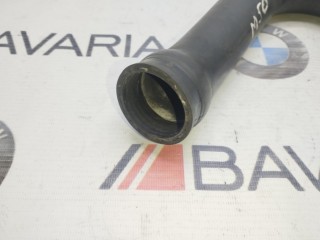 Патрубок радиатора нижний, ориг. номер 11531722852, BMW 525i