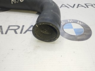 Патрубок радиатора нижний, ориг. номер 11531722852, BMW 525i