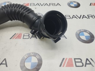 Воздуховод наддувочного воздуха, ориг. номер 13717612091, BMW 5' 528i