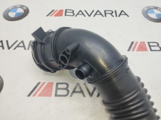Воздуховод наддувочного воздуха, ориг. номер 13717612091, BMW 5' 528i