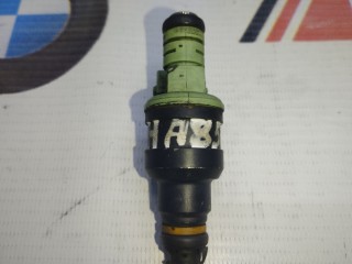 Форсунка топливная, ориг. номер 13641730060, BMW 525i