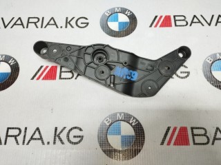 Кронштейн ручки открывания капота, ориг. номер 51239114002, BMW 550